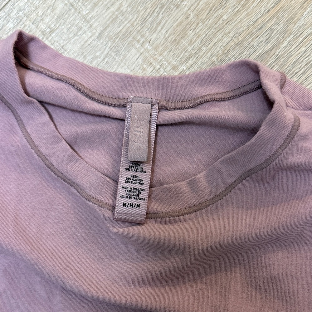 SKIMS Cotton Jersey Longsleeve Tee - Picture 2 of 3